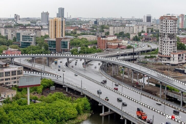В Челябинске открыли самую большую дорожную развязку