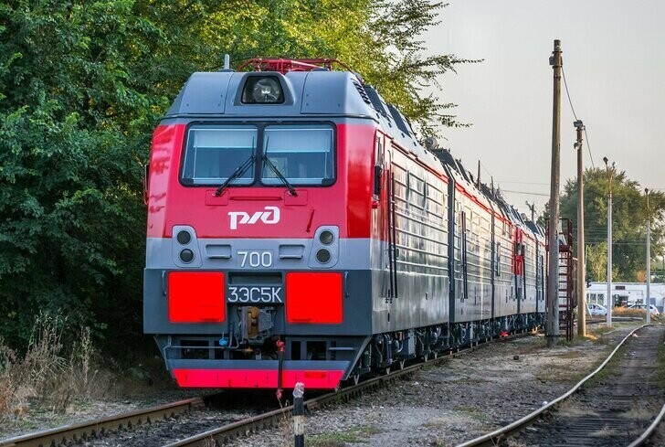 ТМХ подписал договор на 5 электровозов 3ЭС5К для железных дорог Узбекистана