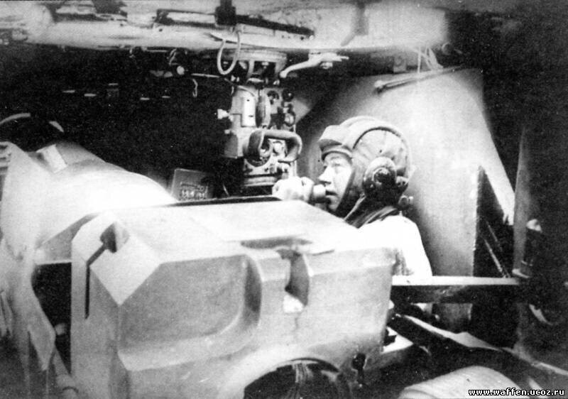Интерьер самоходной установки СУ-152.