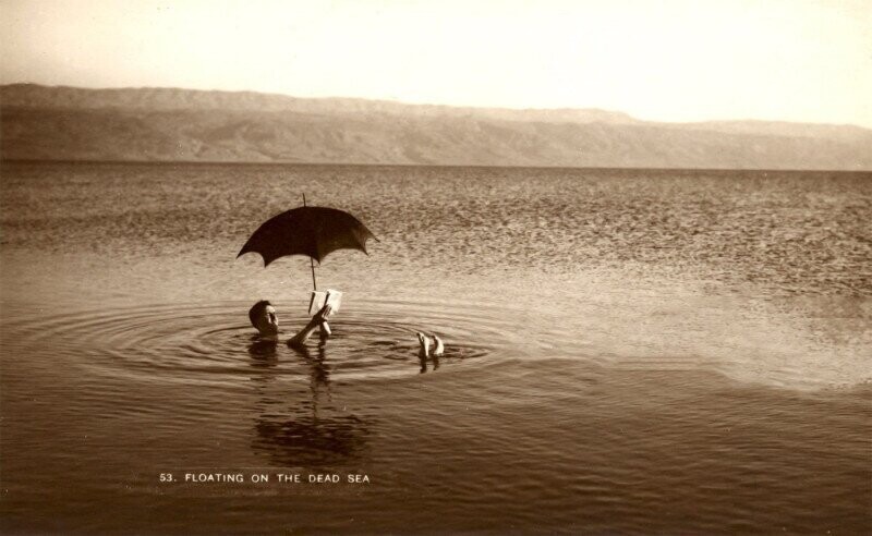Отдых на Мёртвом море. 1920-е