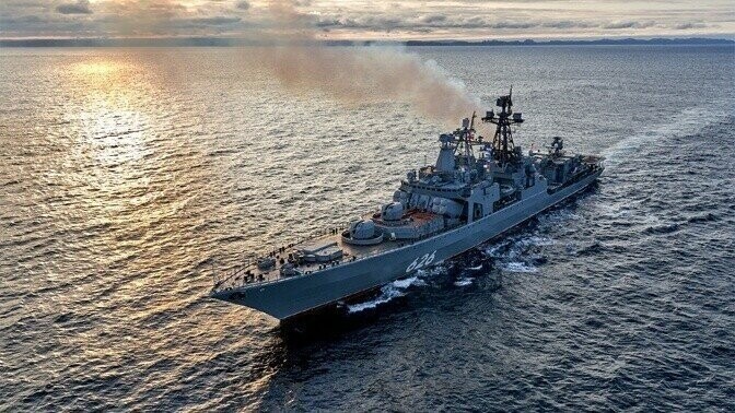 БПК «Вице-адмирал Кулаков» вышел в Баренцево море после ремонта