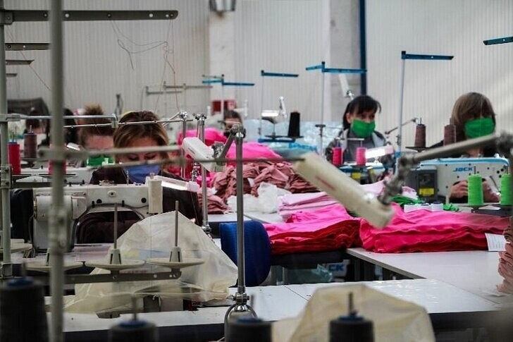 На площадях СКИП «Мастер» в Ставропольском крае запущено производство одежды