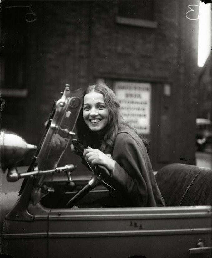 Мисс Вселенная Элла Ван Хьюсон. 16 июня 1928 года.