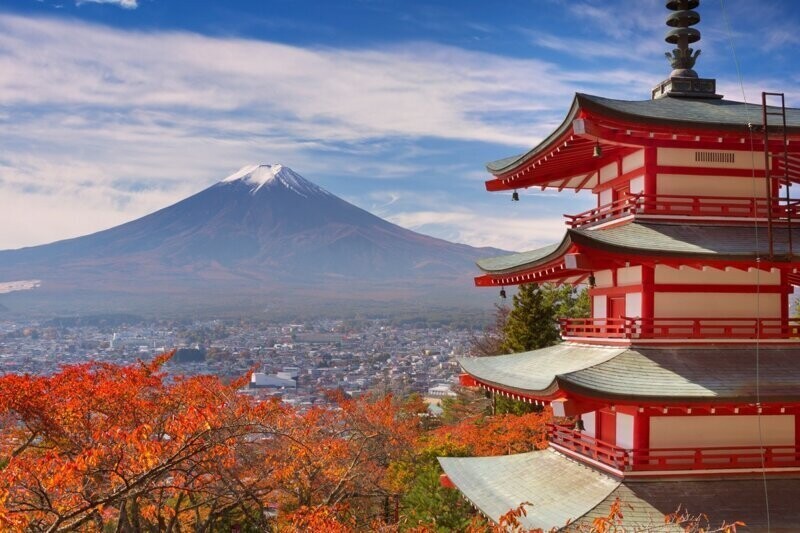 Япония собралась платить туристам за посещение страны