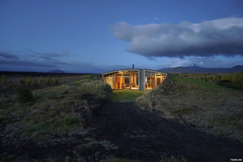 Дом-землянка в Исландии