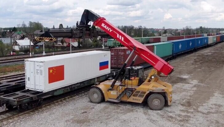 Россия поставила в Китай первую партию курятины в формате внутреннего таможенного транзита