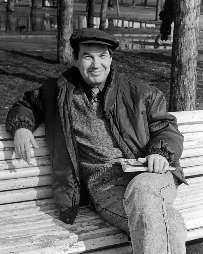 31 мая 1933 г. родился Георгий Иванович Бурков (1933 — 1990), выдающийся русский актер.