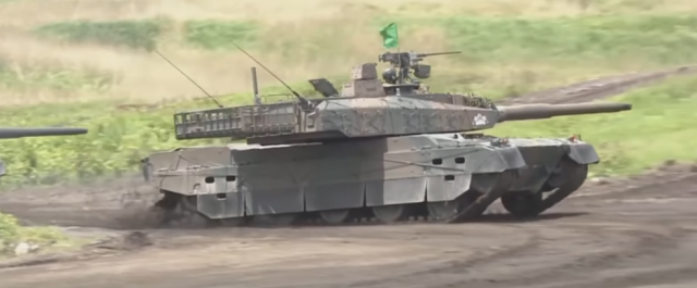 Японский танк Type 10 показал себя