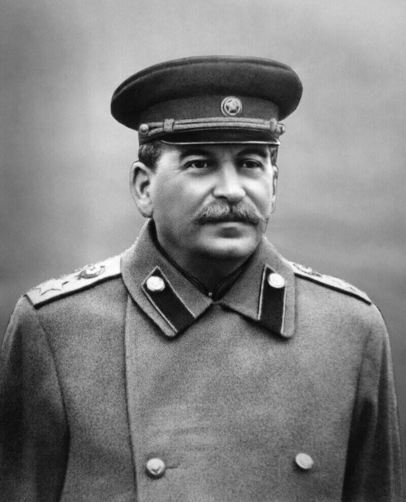 Как Сталин генералиссимусом стал