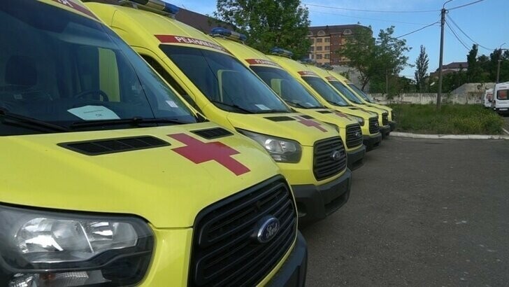 Машины скорой помощи поступили в Дагестан, Якутию, Амурскую и Магаданскую области