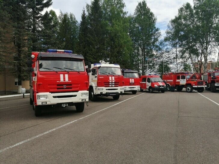 МЧС Ленинградской области получило 34 единицы новой пожарной техники