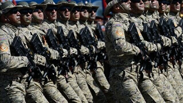 Азербайджанские военнослужащие примут участие в параде Победы в Москве