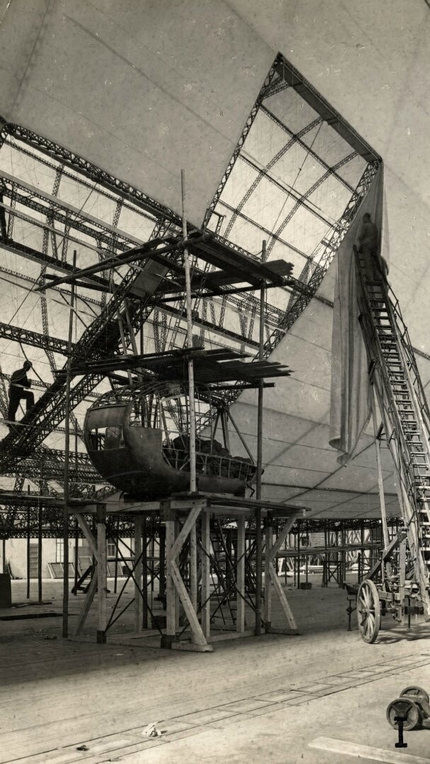 LZ 127 «Граф Цеппелин»1928: использование внешнего покрытия дирижабля