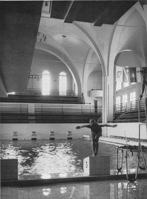 Плавательный бассейн Балтийского морского пароходства в здании лютеранской церкви святых Петра и Павла, 1973 год, Ленинград