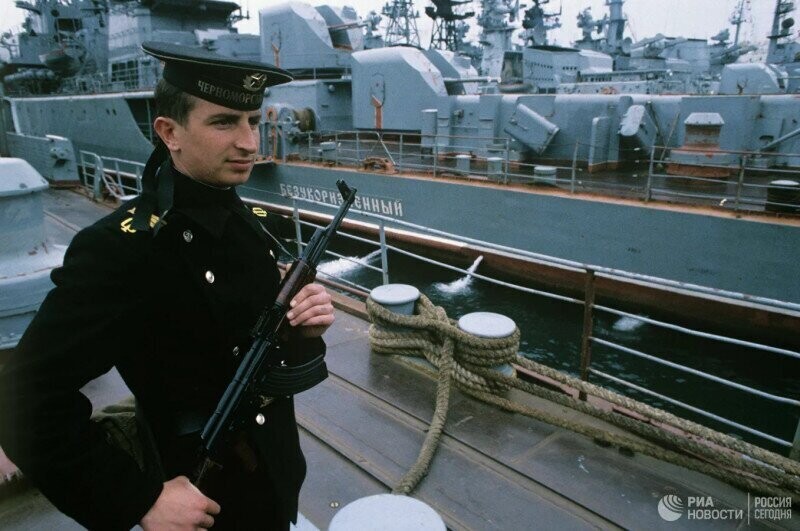 "Я запретил спускать флаги": что сделали с Черноморским флотом