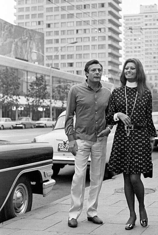 Марчелло Мастроянни и Софи Лорен в Москве, 1969 год.