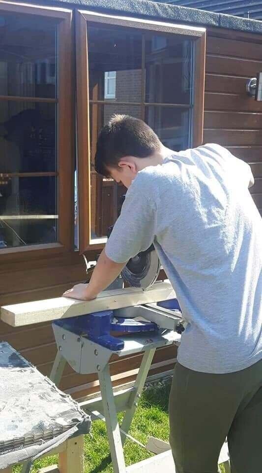 14-летний подросток построил игровой домик для младшей сестры