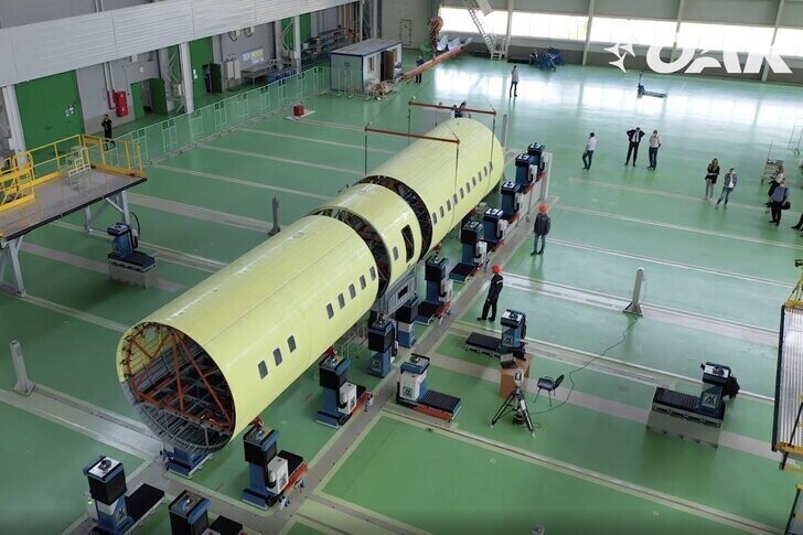 В Подмосковье началась сборка первого опытного образца пассажирского Ил-114-300