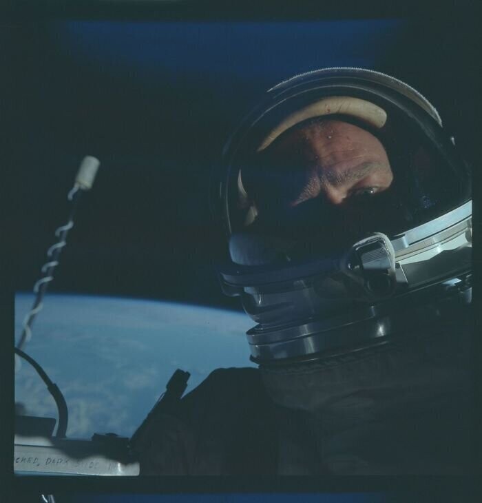 Американский астронавт Базз Олдрин, второй человек, ступивший на Луну, 1966 год.