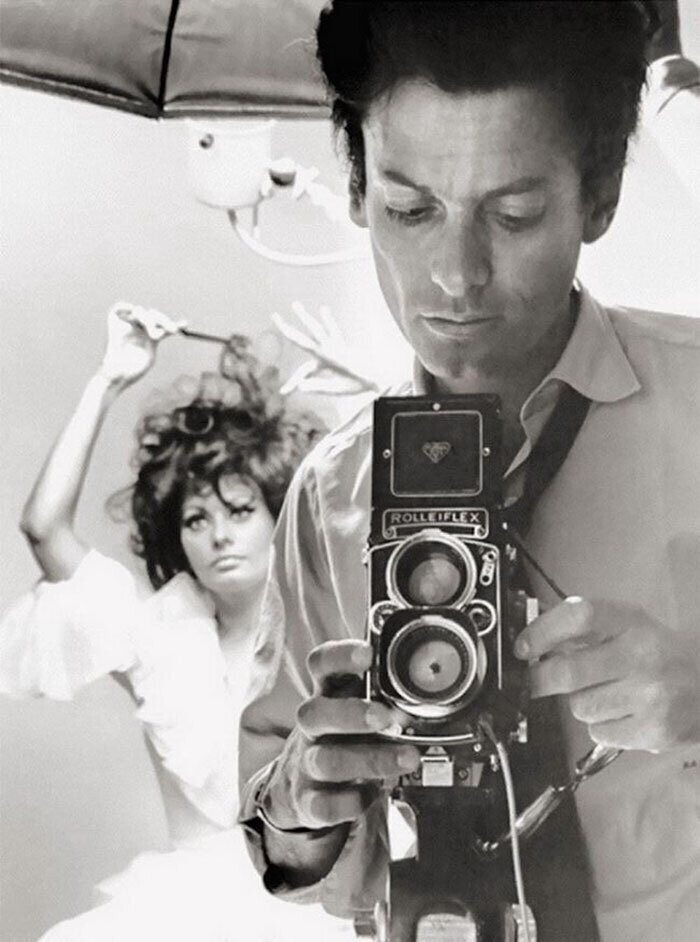 Софи Лорен и знаменитый фотограф Ричард Аведон, 1960-е годы.