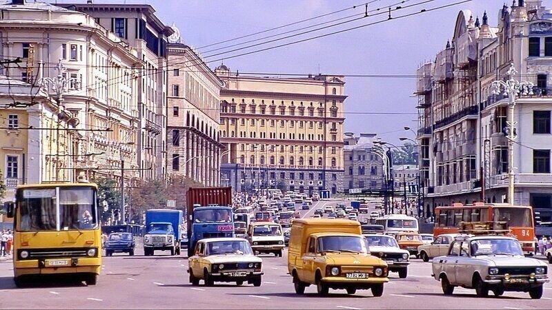 Фотопрогулка по улицам СССР