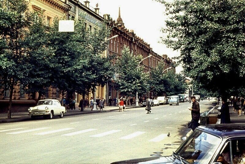 Фотопрогулка по улицам СССР