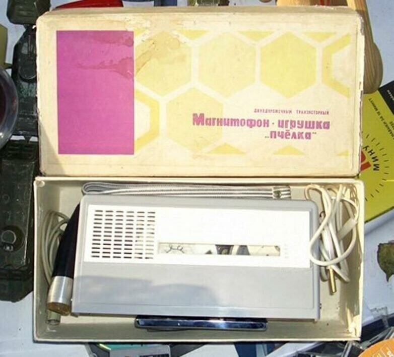 Советские магнитофоны-игрушки