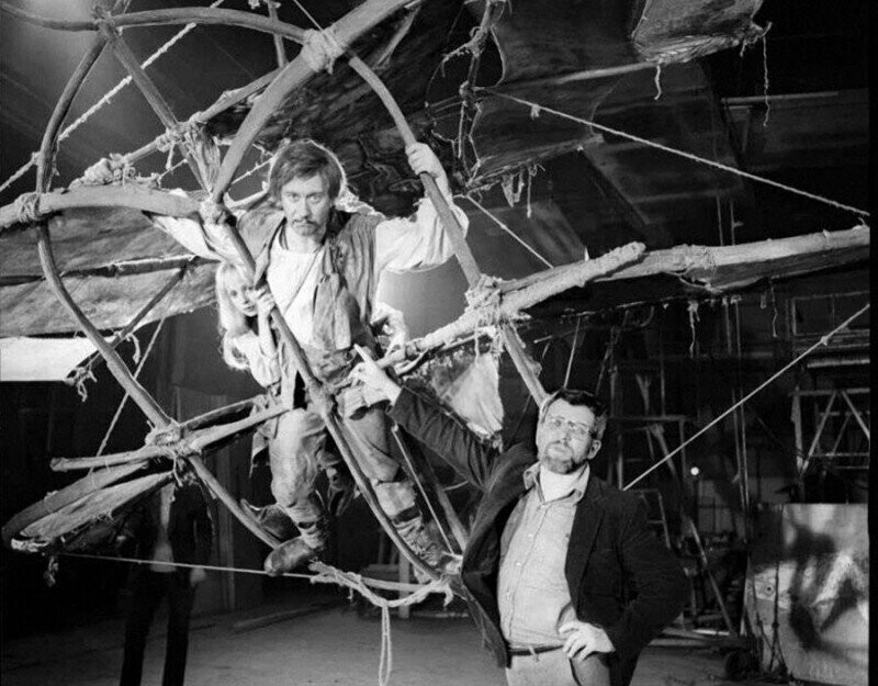 Андрей Миронов и Александр Митта на съемочной площадке "Сказки странствий", 1983 год, СССР