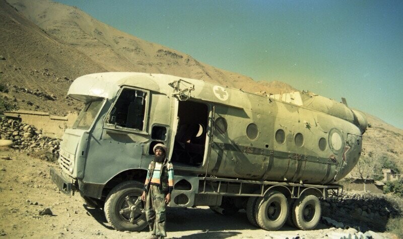 Симбиоз Камаза и вертолёта. Афганистан, 1990