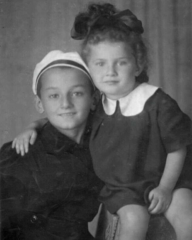 Семён Фердман (Фарада) с сестрой