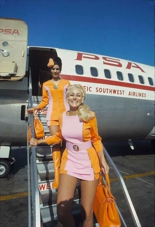 Стюардессы Pacific Southwest Airlines, 1972 год