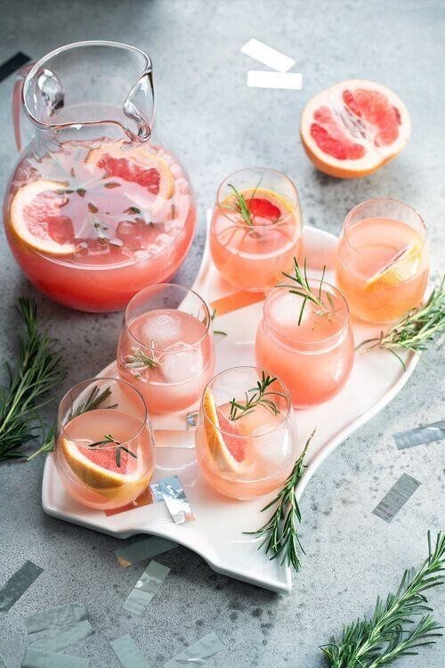 Попробуйте лимонад с грейпфрутом - чудесное сочетание!