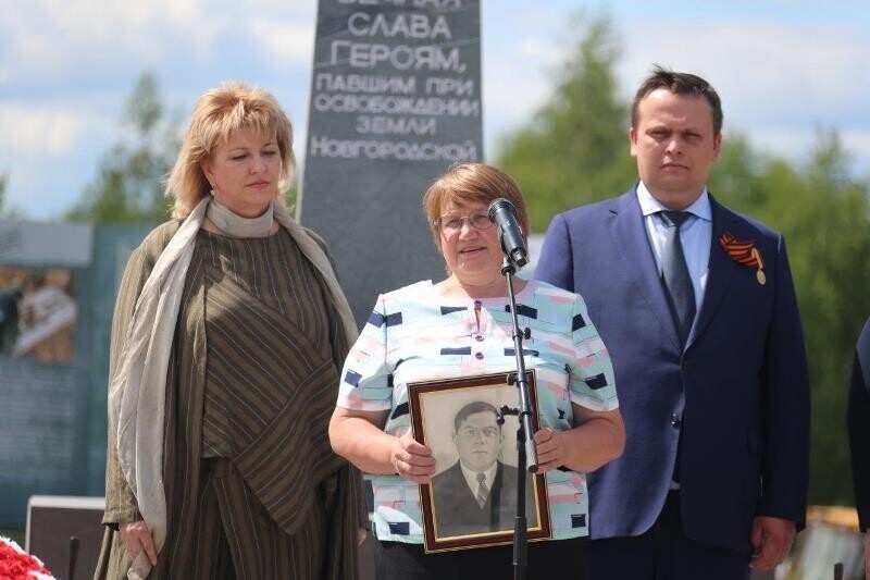 В Новгородской области захоронили сотни жертв латышских карателей