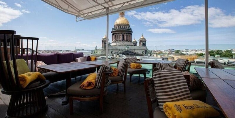 С 28 июня в Петербурге возобновят работу летние кафе