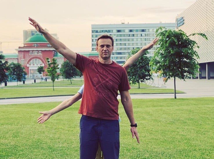 Присесть далеко и надолго: Навальный призывает к свержению власти