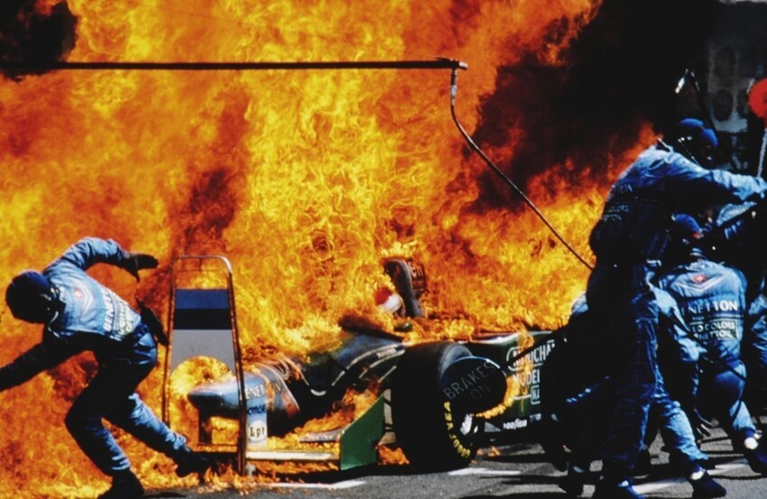 Знаменитый пожар в зоне пит-стопа команды «Бенеттон-Форд», случившийся в 1994 году.