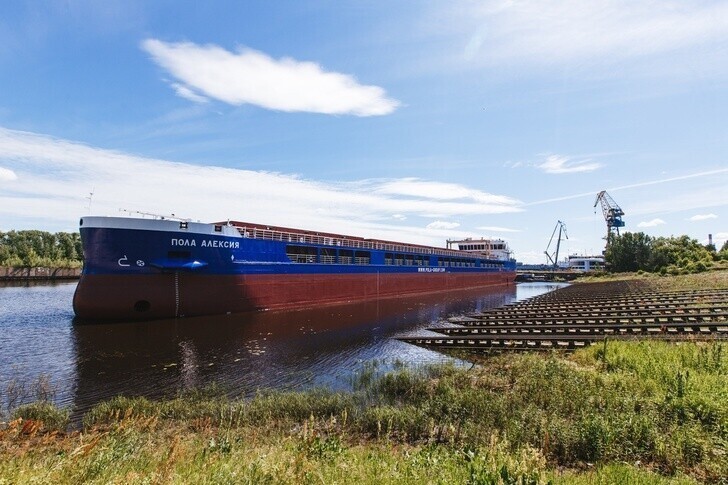 На СЗ «Красное Сормово» спущено на воду сухогрузное судно «Пола Алексия»