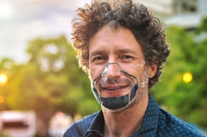 В США изобрели прозрачные самоочищающиеся маски для лица