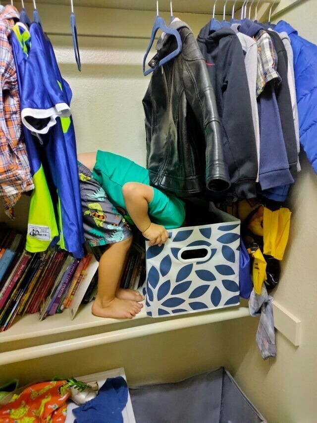 3. «Мой 4-летний сын пытается спрятаться»