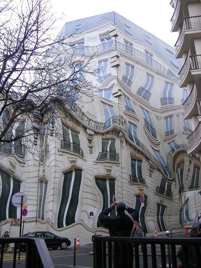 Здание эпохи Османна в Париже