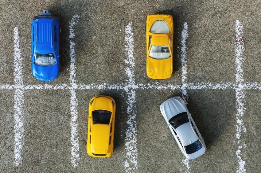 Как разблокировать автомобиль на парковке
