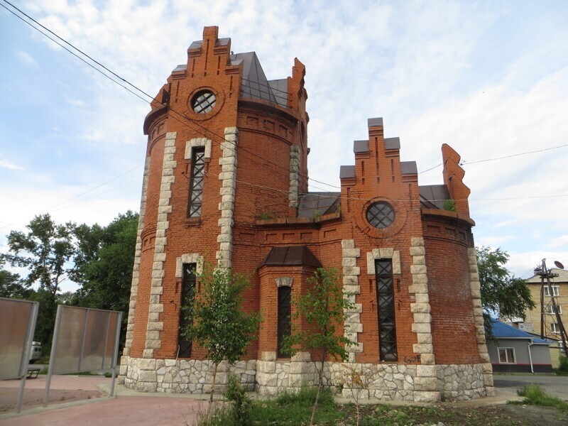 Башня в Слюдянке, построенная в 1900-м году сосланными в эти края поляками - участниками восстания.
