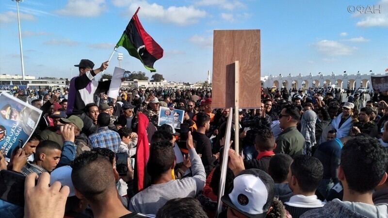 Хуссейн бин Аттиа призвал ливийцев выходить на протесты против произвола боевиков ПНС
