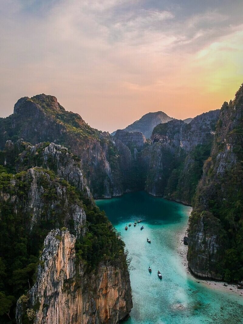 Остров Пхипхи. @superthijs, снимок сделан в Таиланде