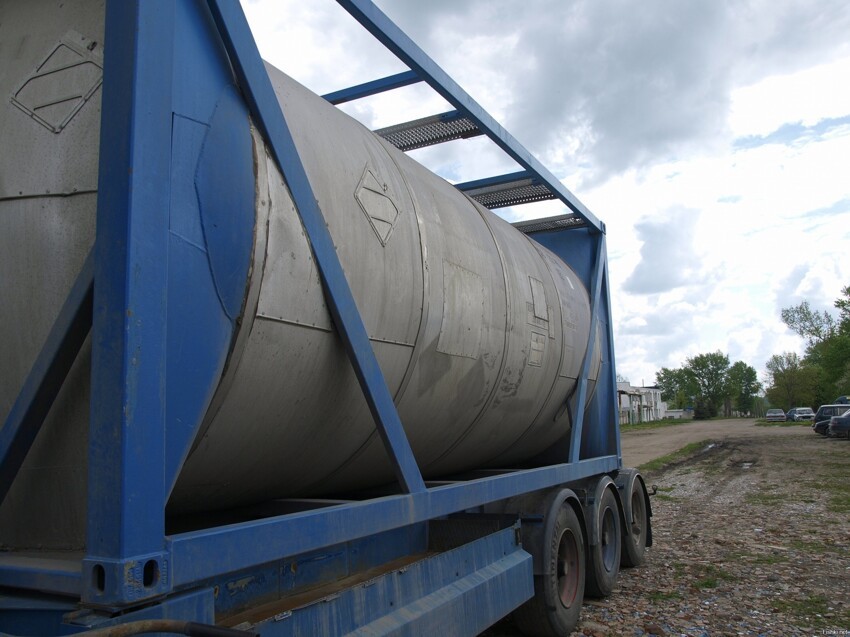 А вы были когда-нибудь в цистерне для абгазной соляной кислоты
