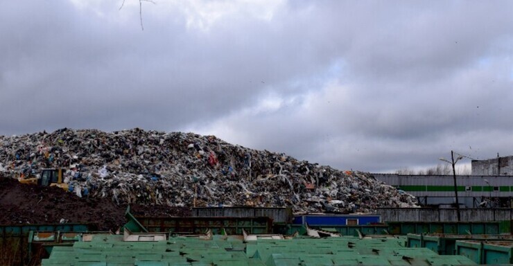 Смольный не учел почти половину питерских отходов – Ленобласть критикует «мусорную реформу»