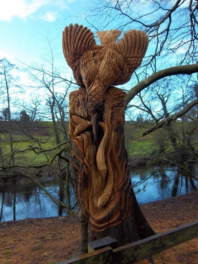 Творение из дерева