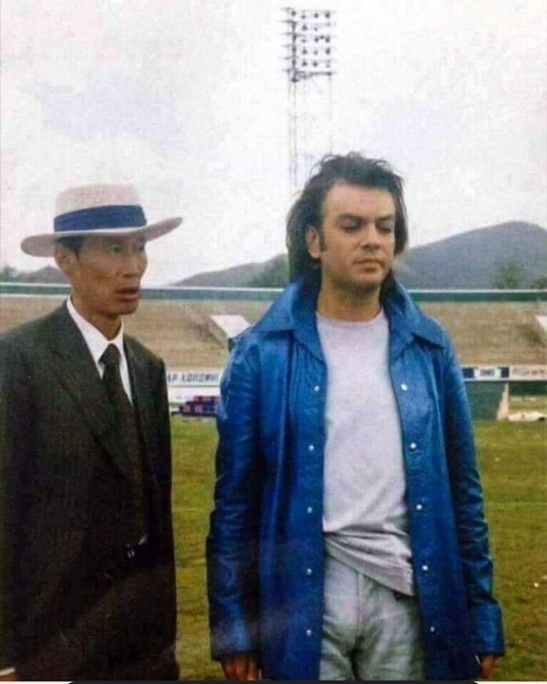 Филипп Бедросович Киркоров вместе с Б. Жаргалсайхан, первым долларовым миллионером Монголии, осень 1988 год.