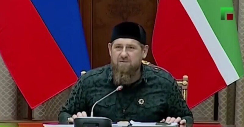 Кадыров отменил приглашение Помпео в Чечню и заблокировал его счета в Чечне