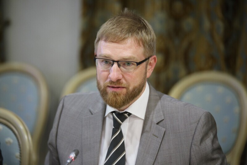 Малькевич призвал наказывать западные корпорации за блокировку российских СМИ